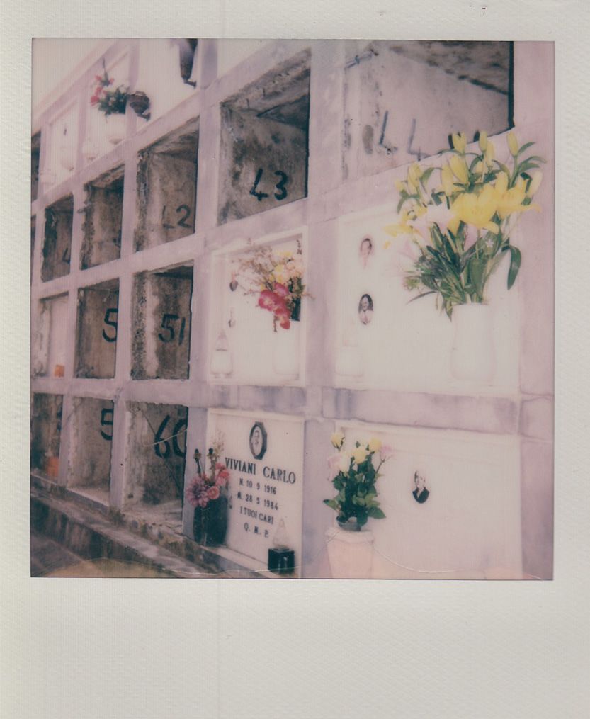 Ein Krematorium auf einem Friedhof